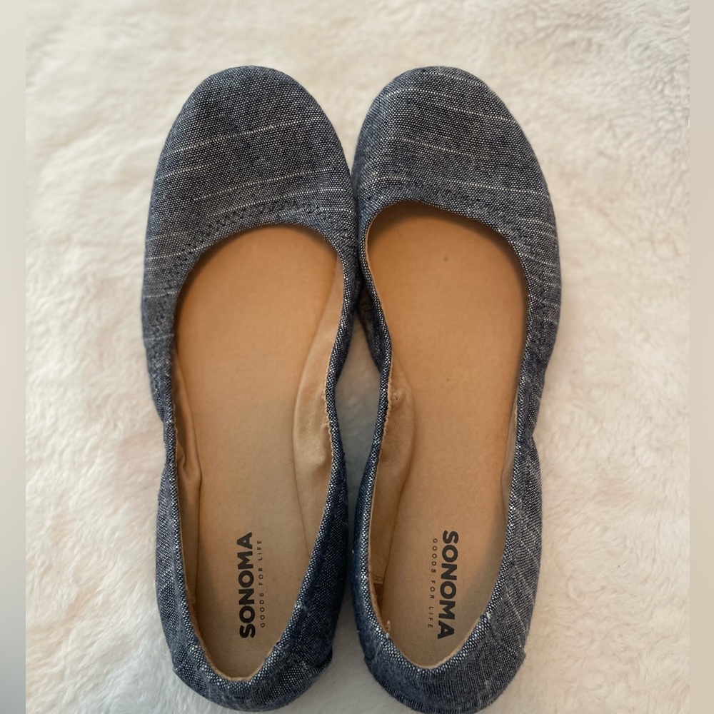 Women’s Flats